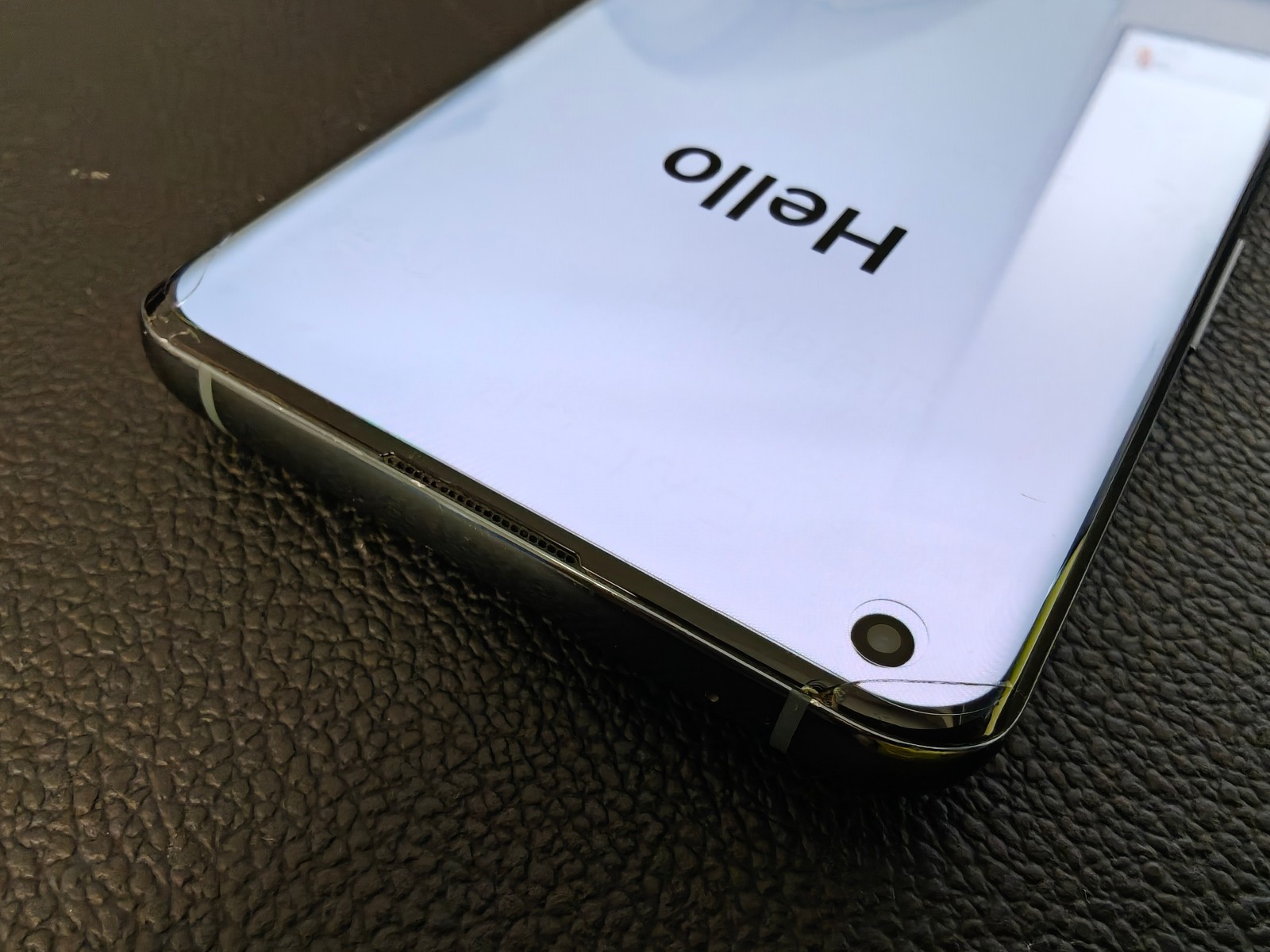 OnePlus 9 Pro 256GB Pine Green – Factory Unlocked – Minor Screen Issue / SBI