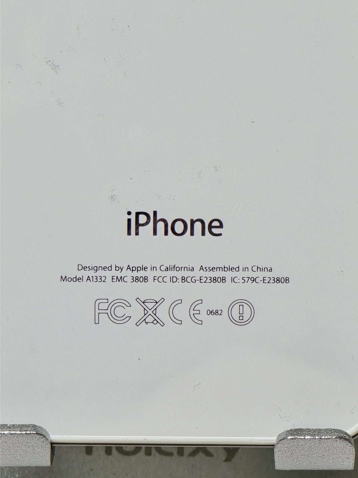 Apple iPhone 4 GSM A1332 AT&T phone