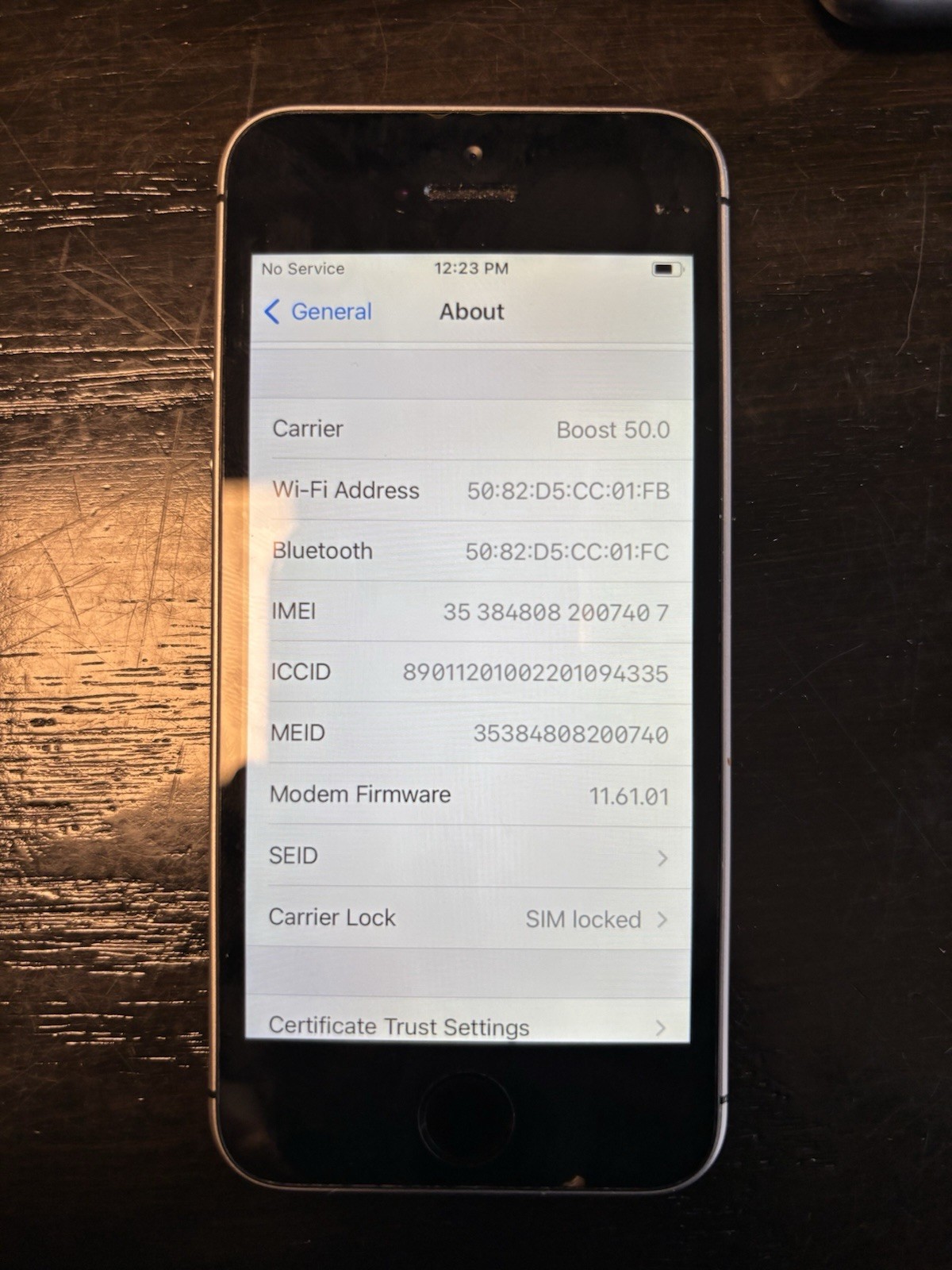 Apple iPhone 6s – 64 GB – Silver Boost Mobile