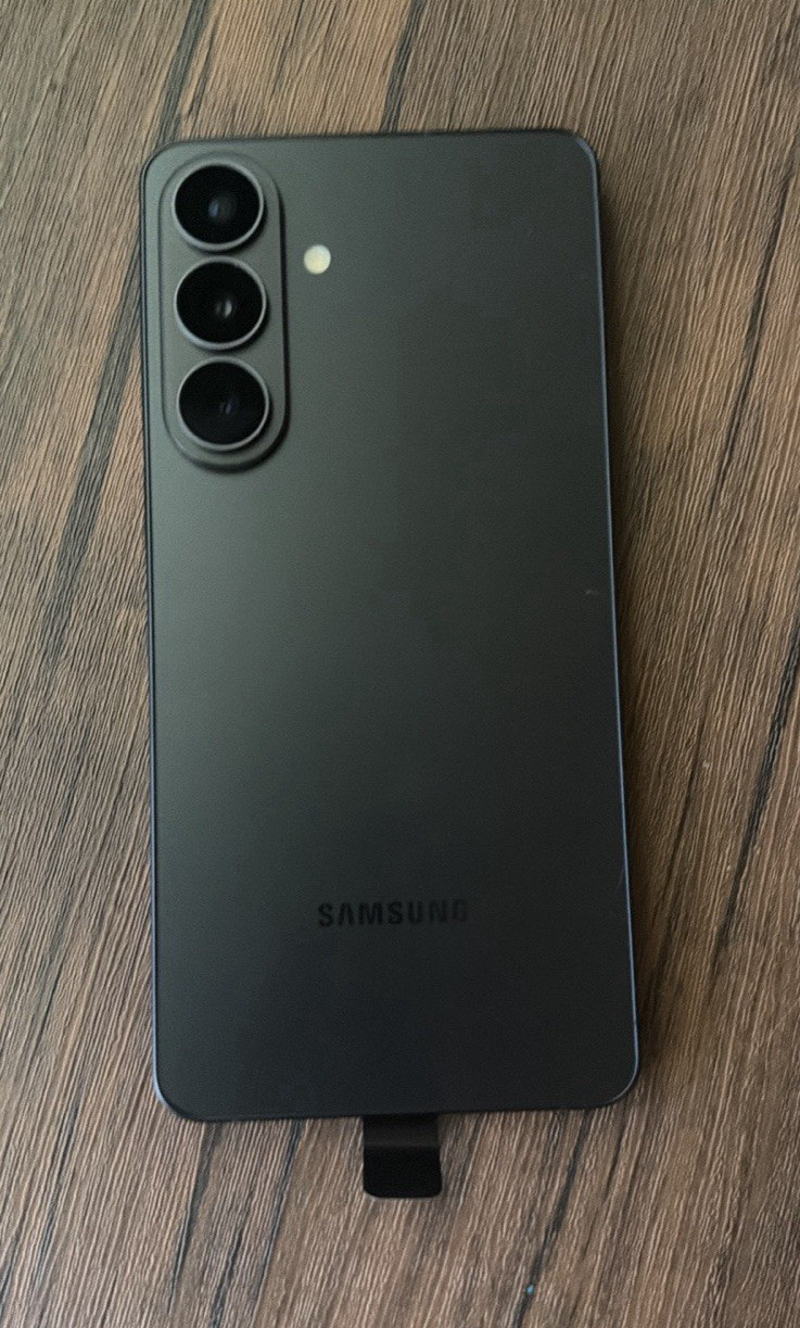 Samsung Galaxy S26+ 256GB Black Slate Smartphone Triple Rear Camera