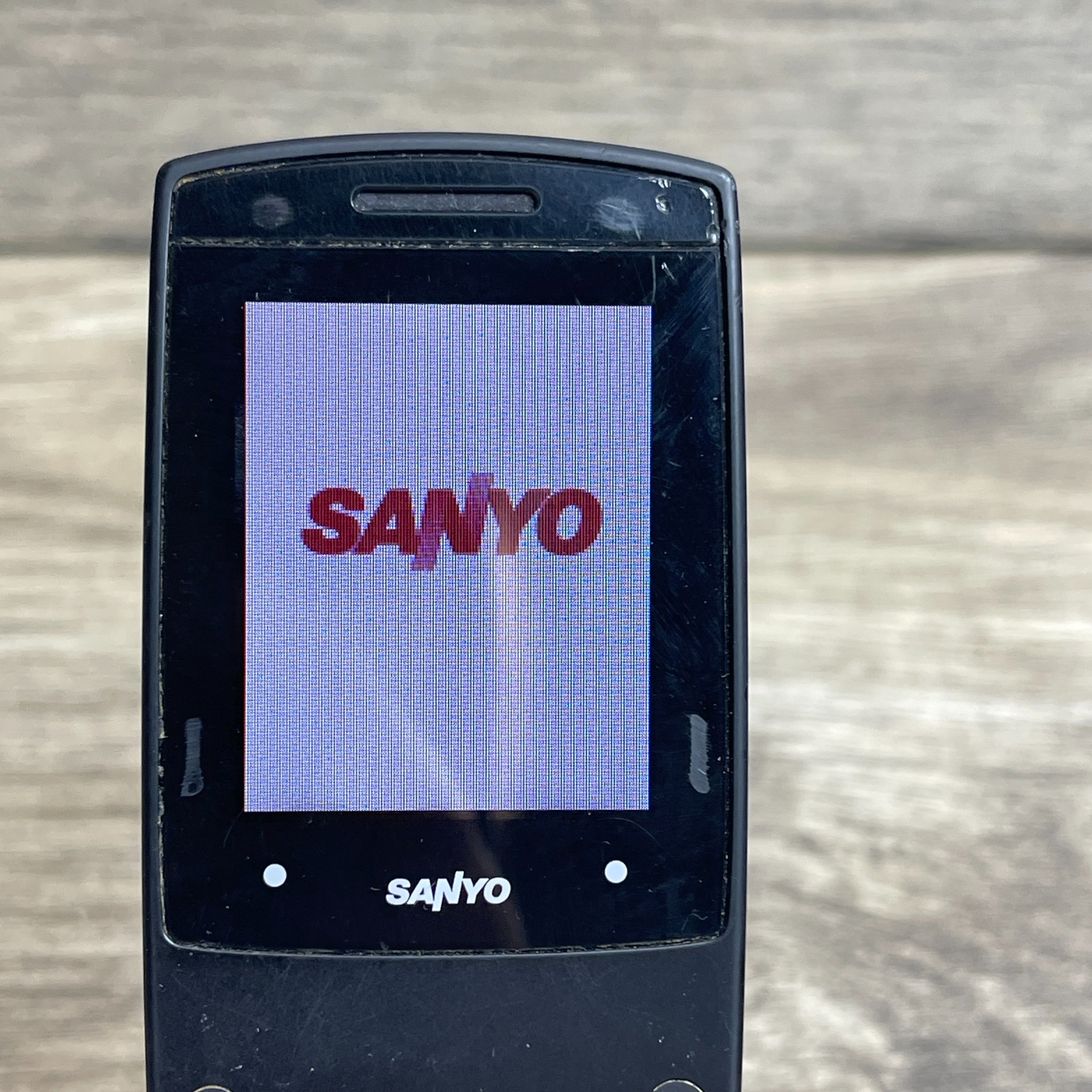 Sanyo Katana LX 2″ TFT LCD 7MB Storage (CREDO Mobile) Cellular Flip Cell Phone