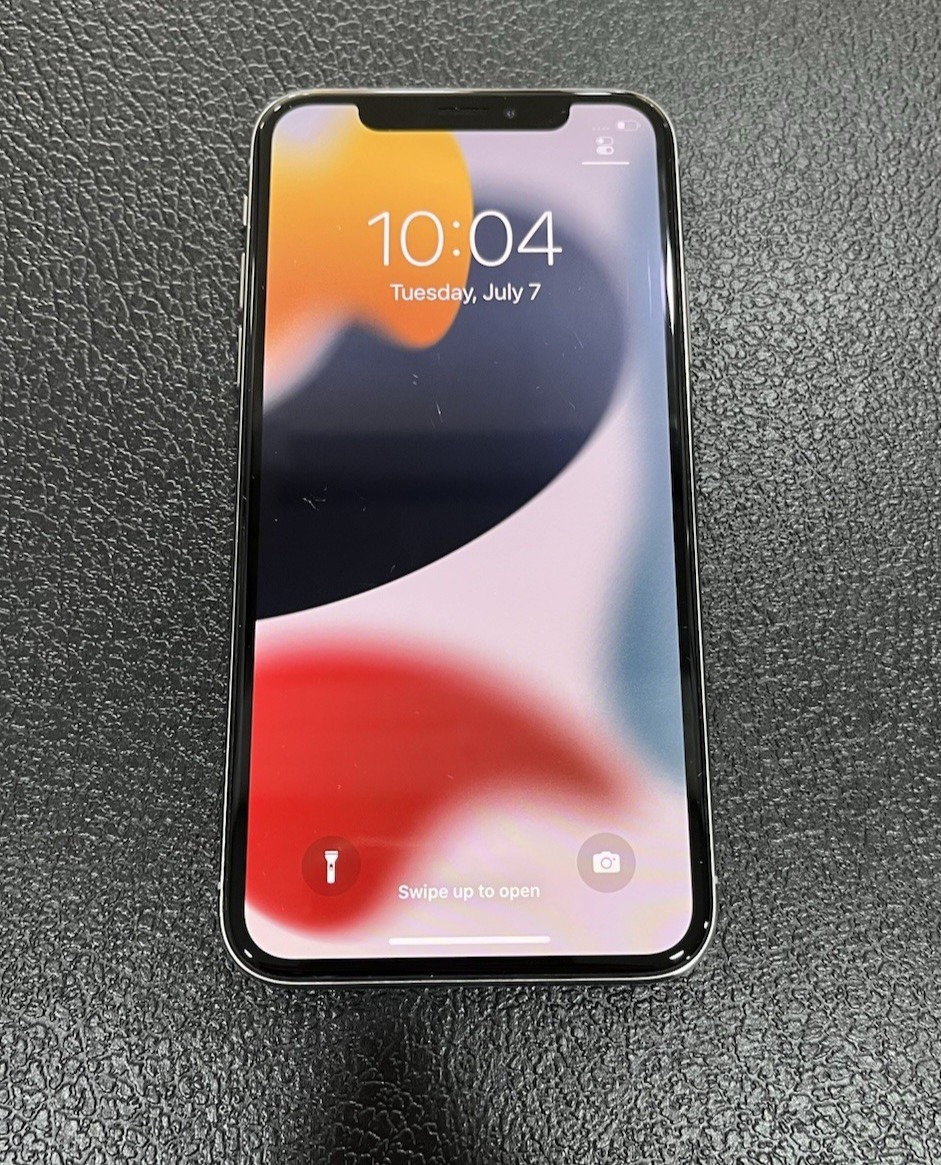 Apple iPhone X – 256 GB – Silver (AT&T) 95% Batt. – Excellent Condition