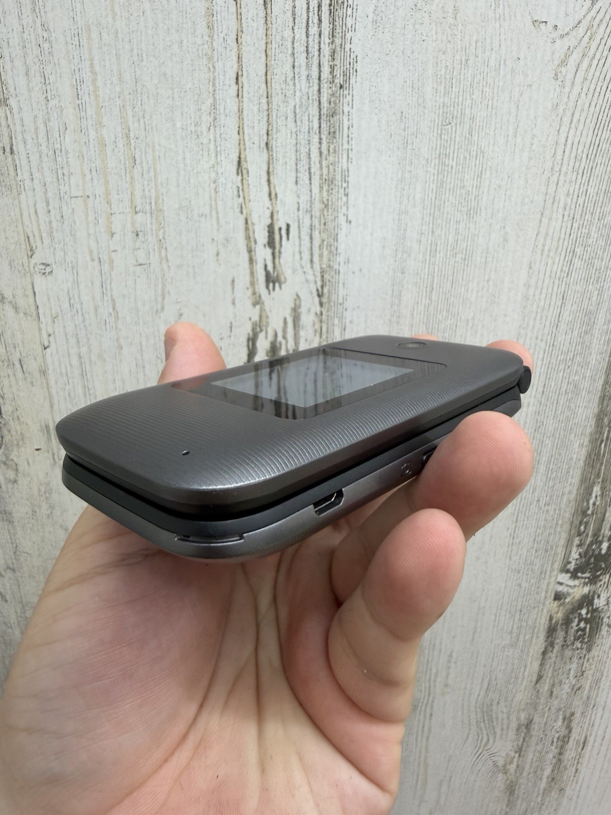 Coolpad Belleza flip phone Boost mobile