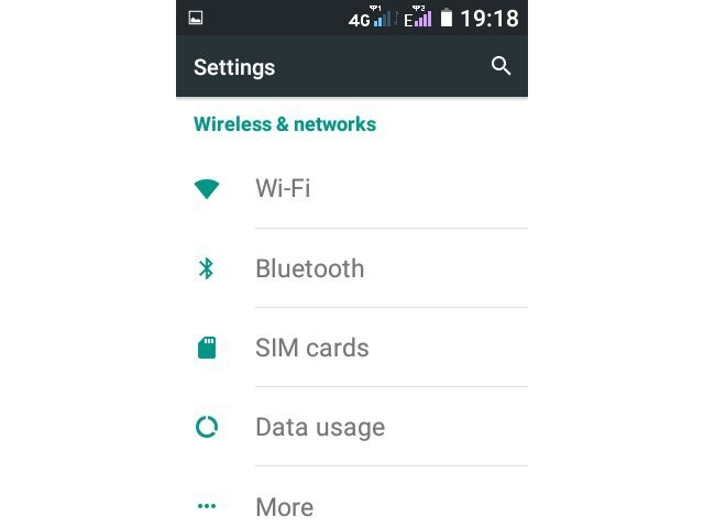 Philips E266W Black 2MP LED WiFi Dual SIM Standy 4G Candybar Android Smartphone
