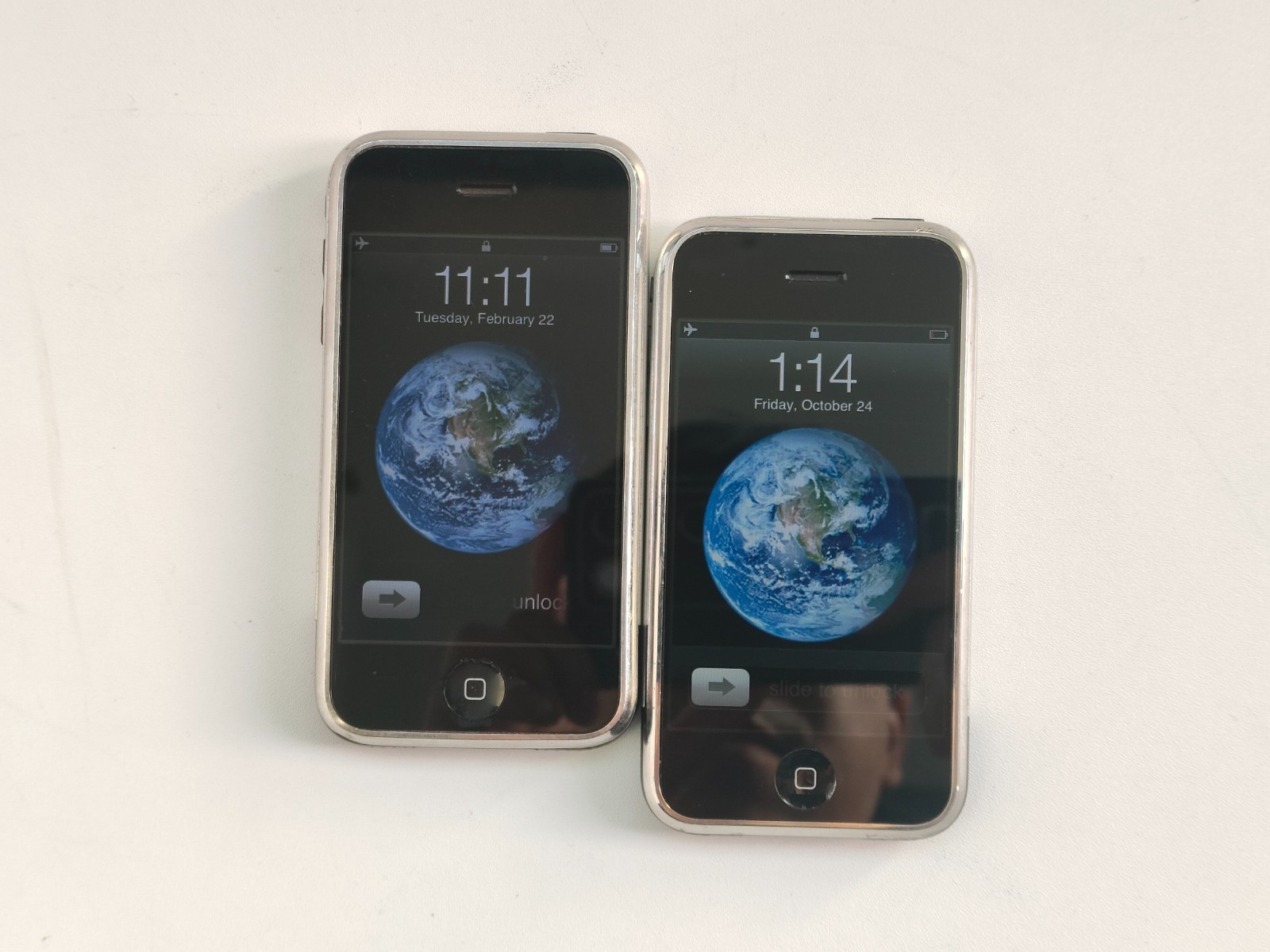 Apple iPhone 1st generation(iPhone 2G)4/8/16GB A1203 UNLOCKED – For collectors