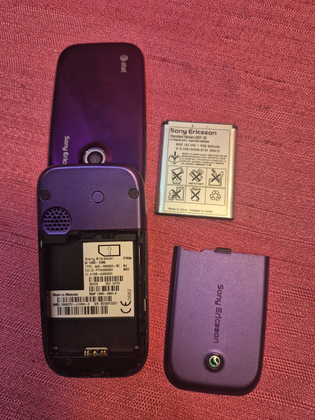 Sony Ericsson Z750a AT&T Flip Phone Purple TESTED Working