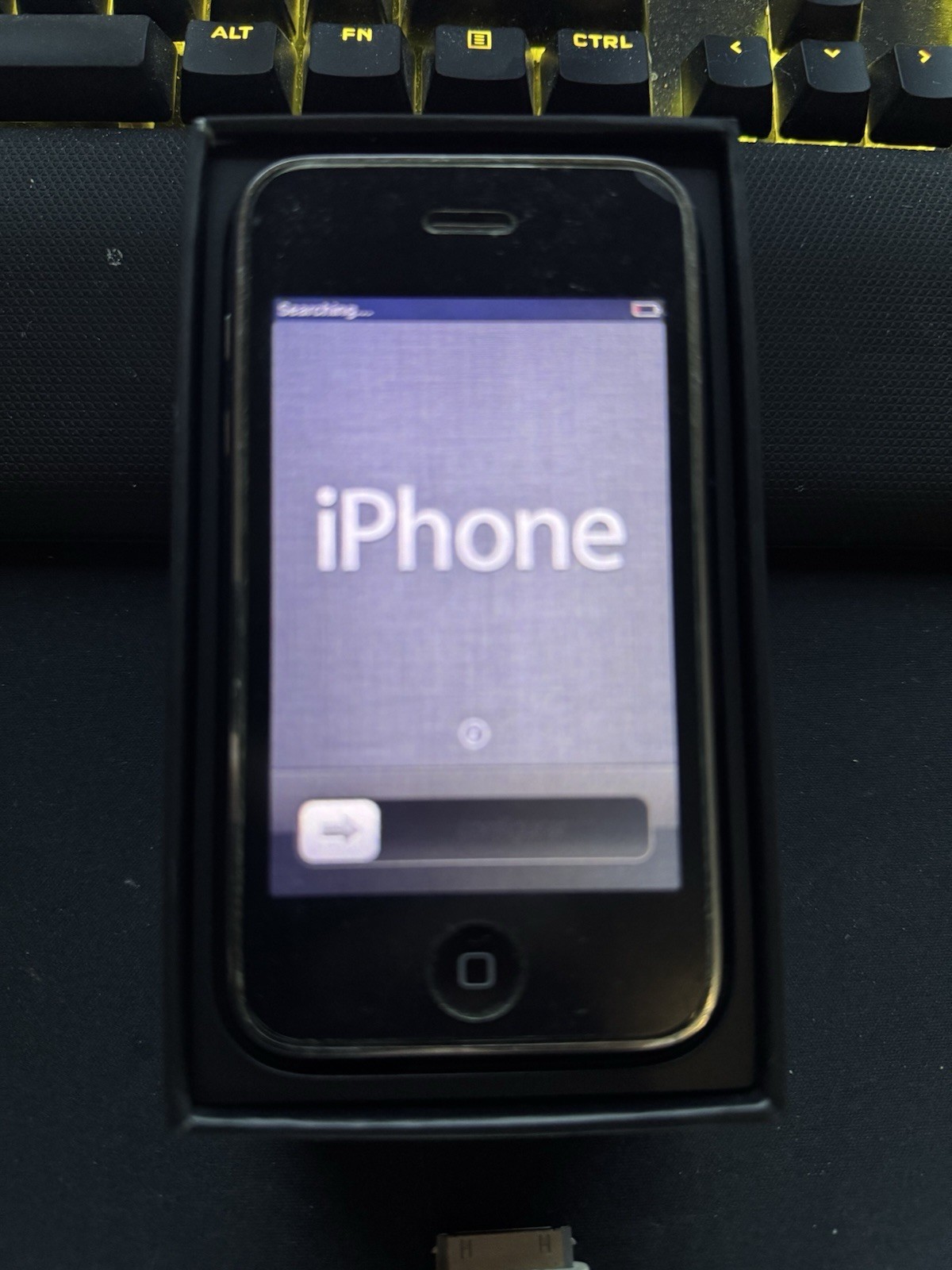 Collectable iPhone 3Gs 8GB AT&T Black MC640LL/A in Original box w/ accessories