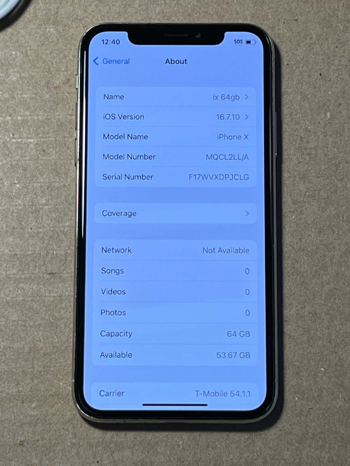 Apple iPhone X – 64GB – Silver (Unlocked) A1865 (CDMA + GSM)
