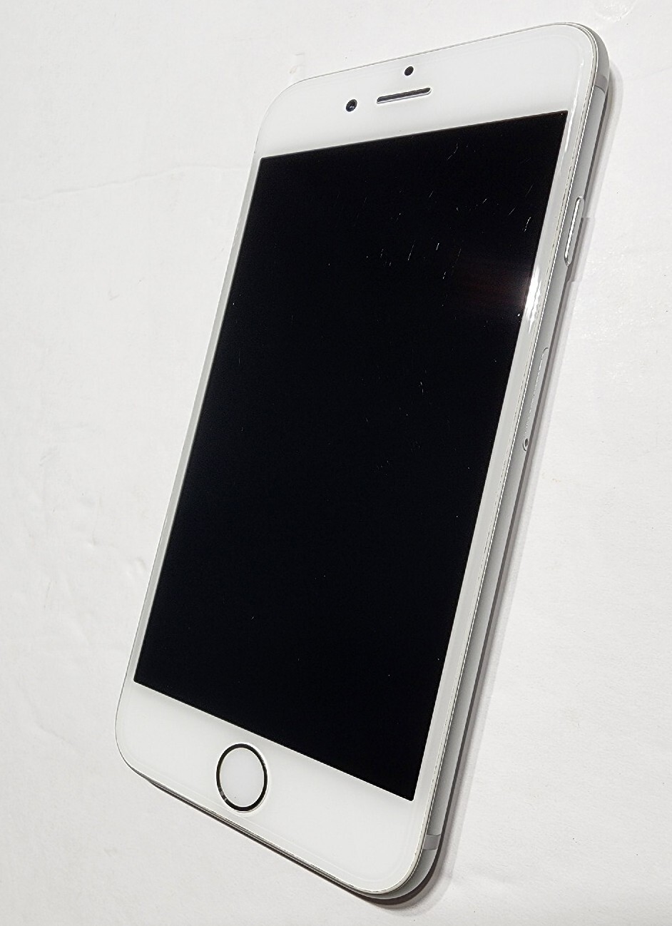Apple iPhone 6 (A1586) – Silver – PARTS ONLY – BAD MOTHER BOARD