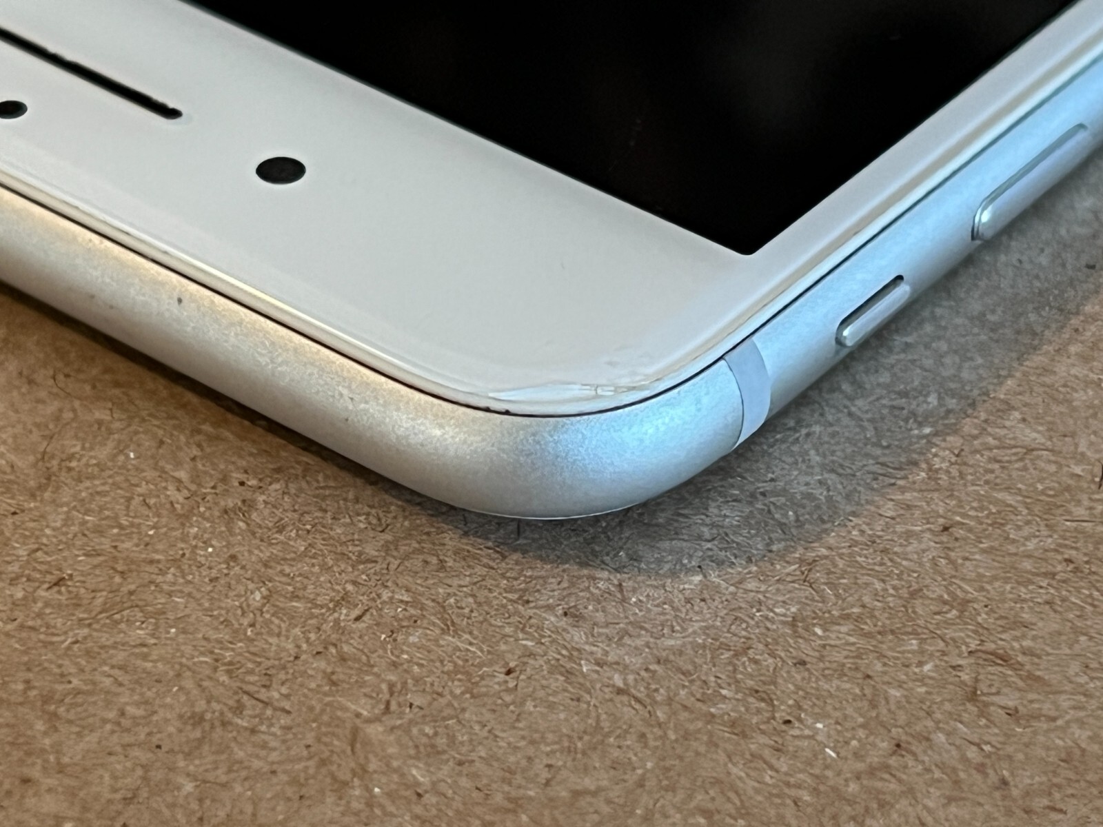 Apple iPhone 8 plus 64GB silver Unlocked Smartphone (A1897) (GSM) Read