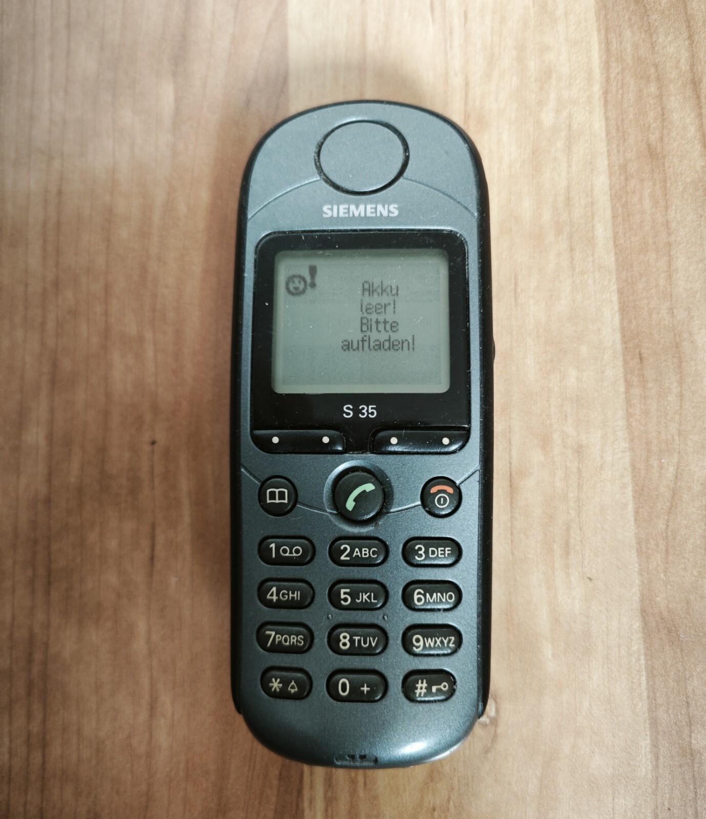 Siemens S35i in Emerald Black