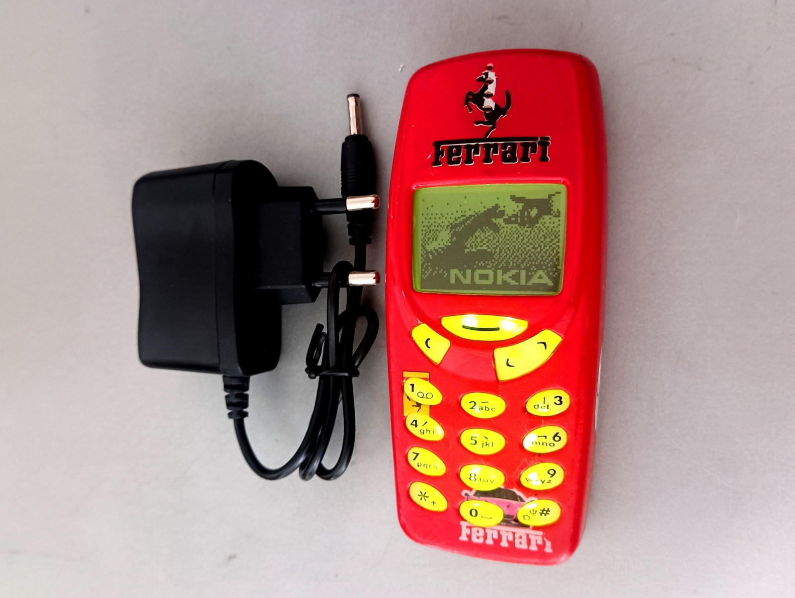 Nokia 3310 Ferrari + NEW Battery + Charger [RUSSIAN-BULGARIAN-UKRAINIAN]