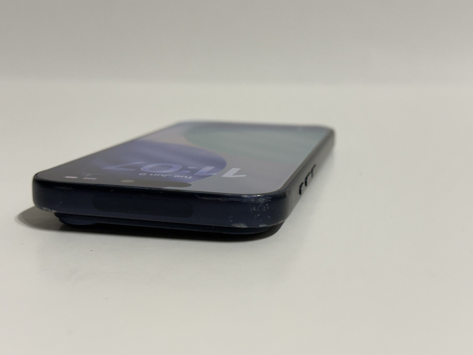 Apple iPhone 17 Pro 256GB Unlocked Deep Blue MG7M4LL/A Fair