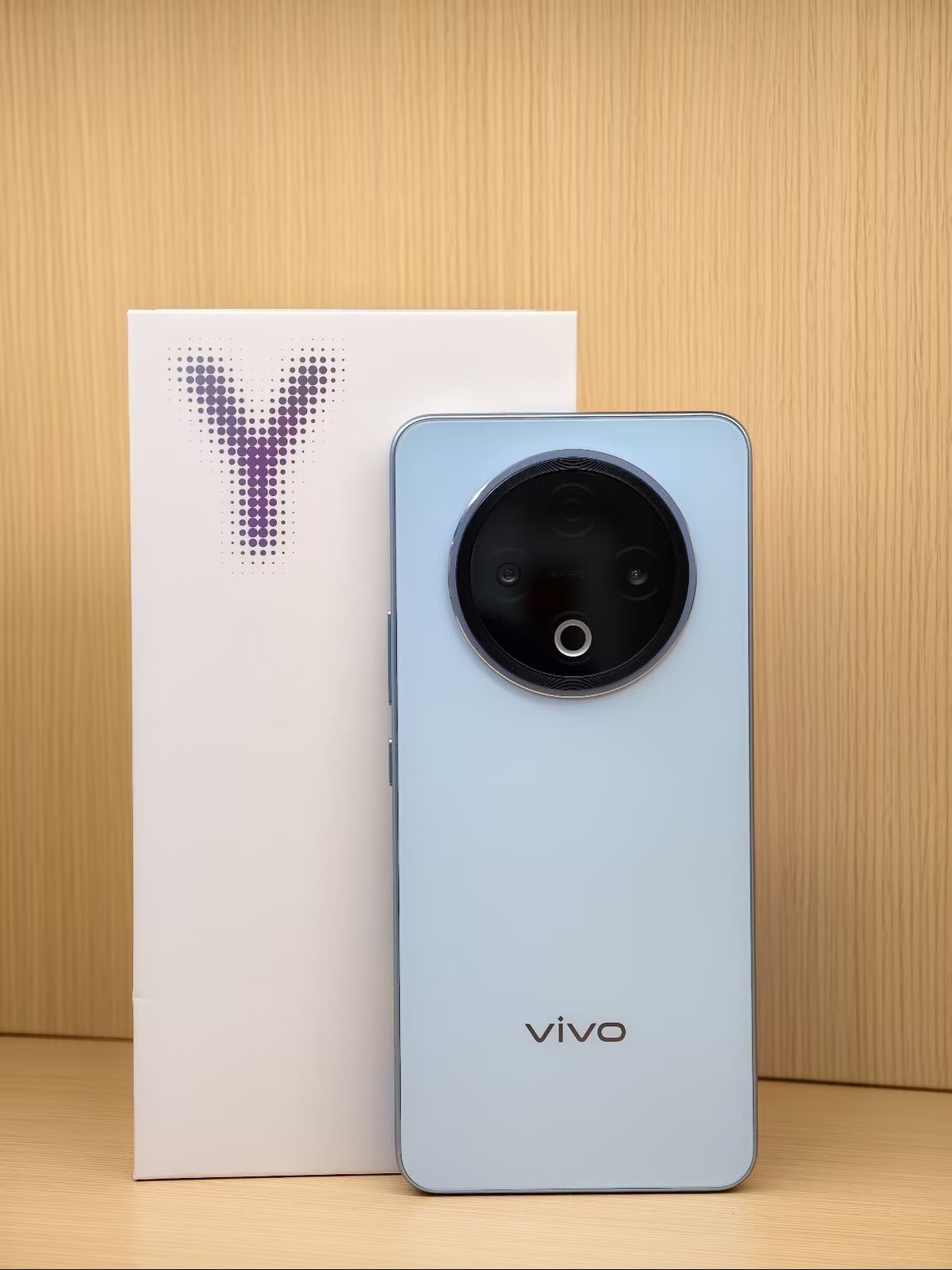 vivo Y500 5G 6.77″ 50MP 256/512GB Dimensity 7300 Android CN version 8200mAh