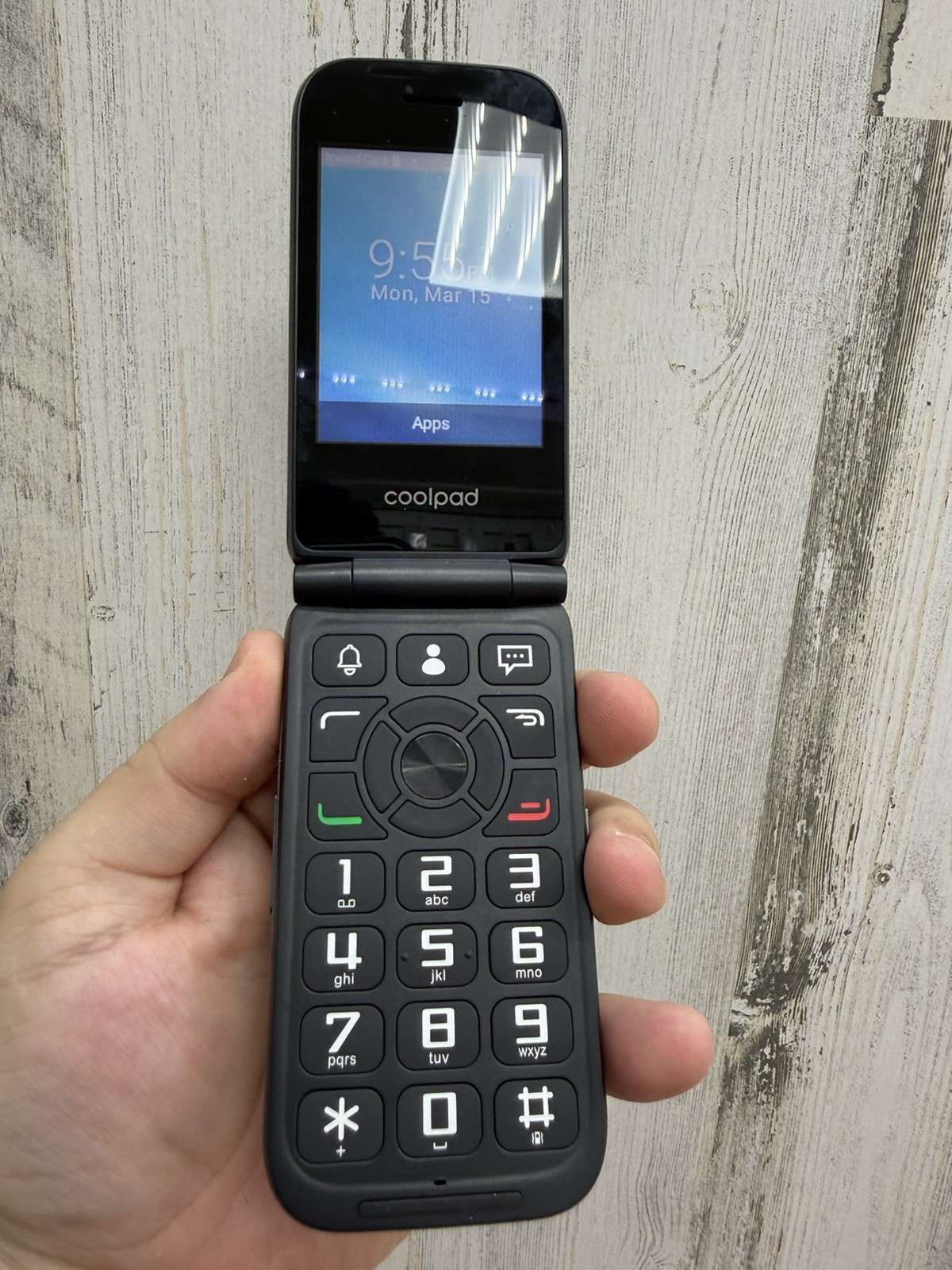Coolpad Belleza flip phone Boost mobile