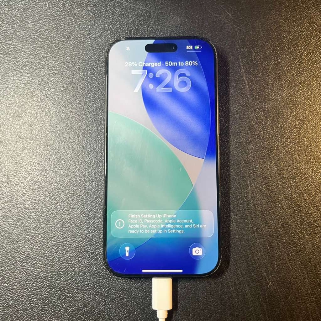 Apple iPhone 16 Pro – 256 GB – Black Titanium (Unlocked) – Cracked Back/READ