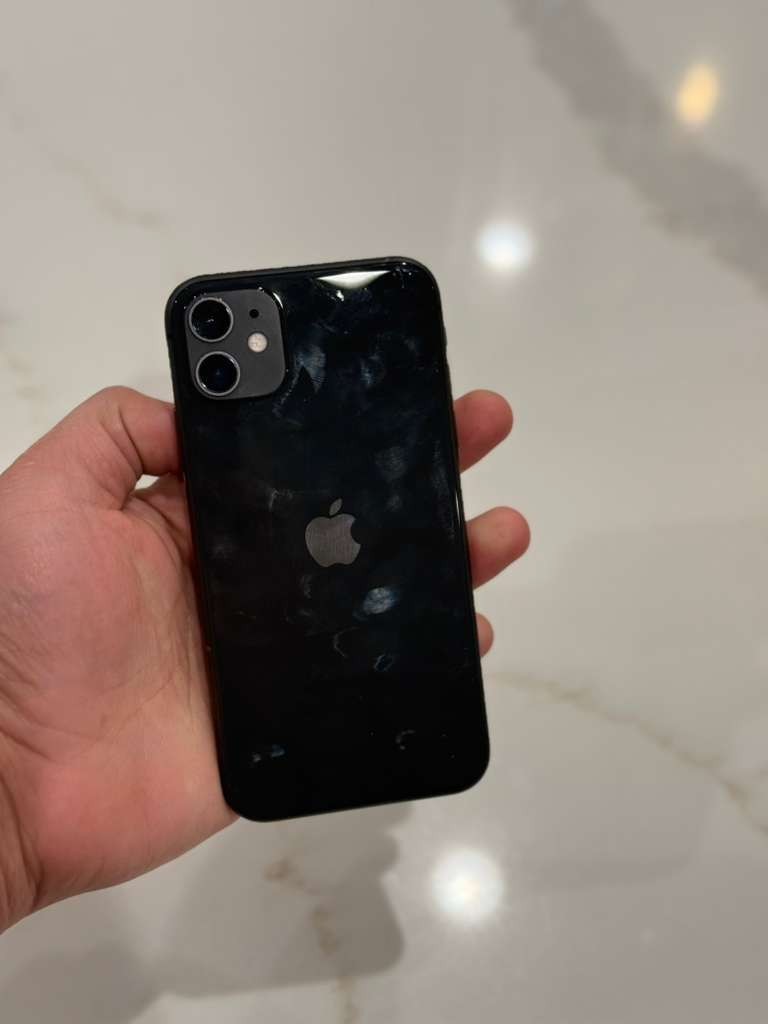Apple iPhone 11 64GB Black (Unlocked) – Fully Functional – Read Description