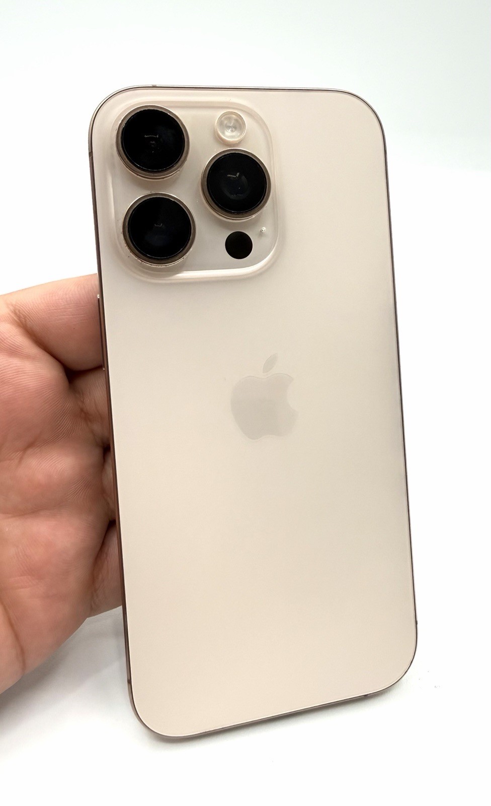 Apple iPhone 16 Pro A3083 (AT&T) 128GB Desert Titanium READ