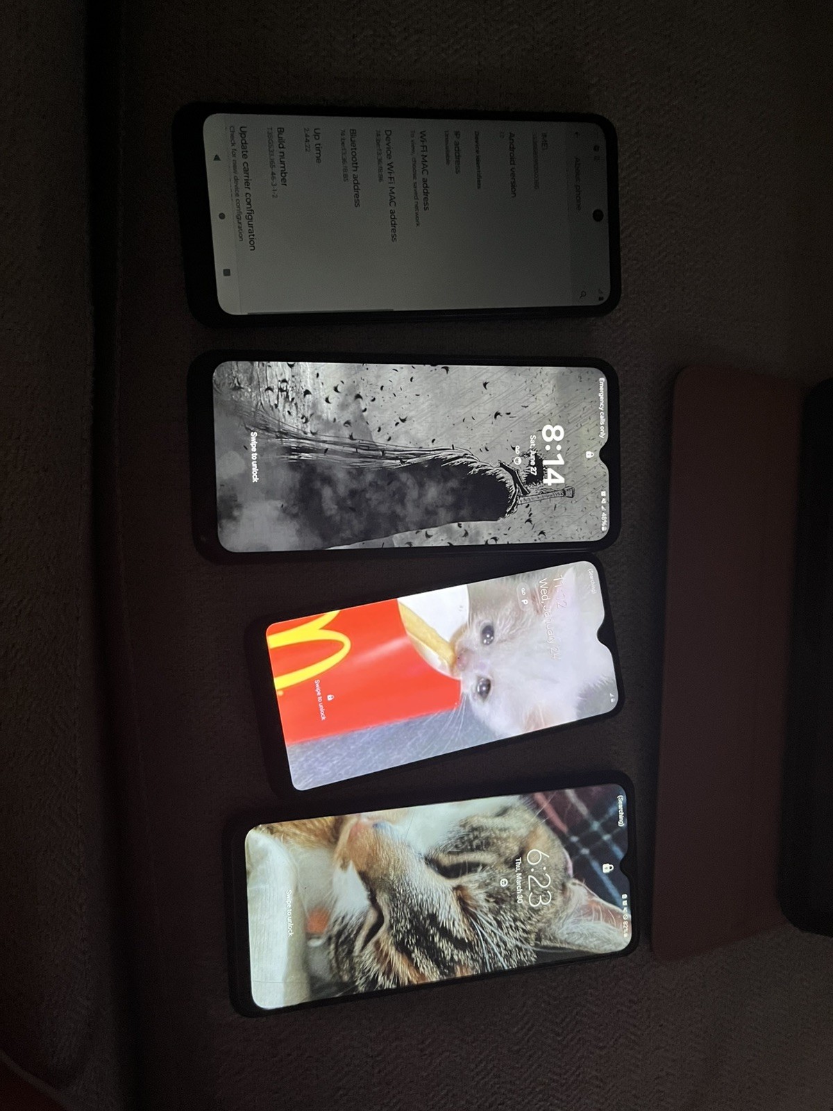 Lot of 4 Samsung & Motorola 1 UNLOCKED 3 Locked