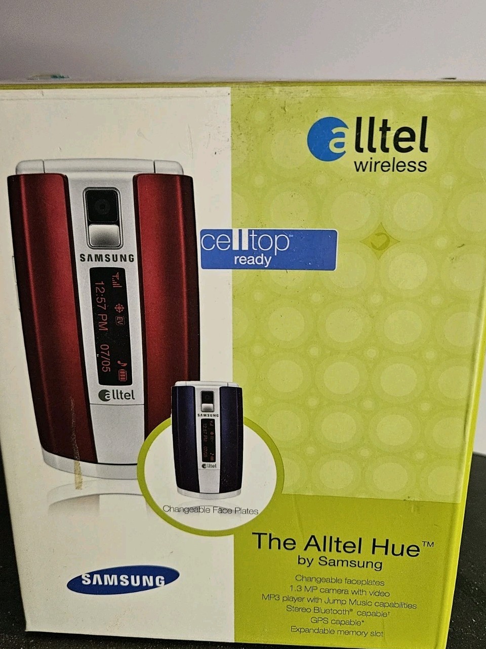 Samsung Hue SCH-R500 Red and Silver Cellular Flip Phone