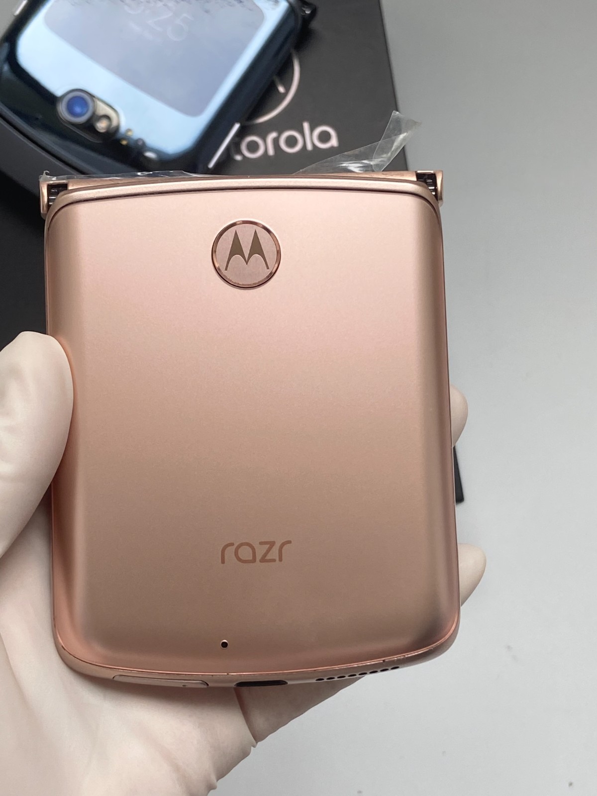 Motorola Moto Razr 5G 2020 XT2071 256GB Unlocked Android Smartphone
