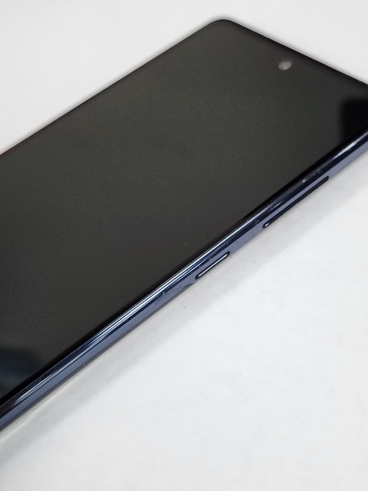 DEFECTIVE – Samsung Galaxy S20 FE 5G – 128GB – Cloud Navy – GSM Unlocked – 10432