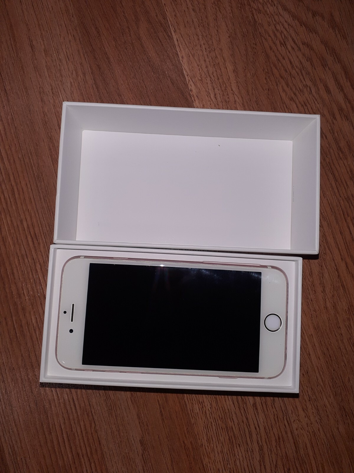 Apple iPhone 6s – 64GB – Rose Gold (Verizon) A1688 (CDMA + GSM)