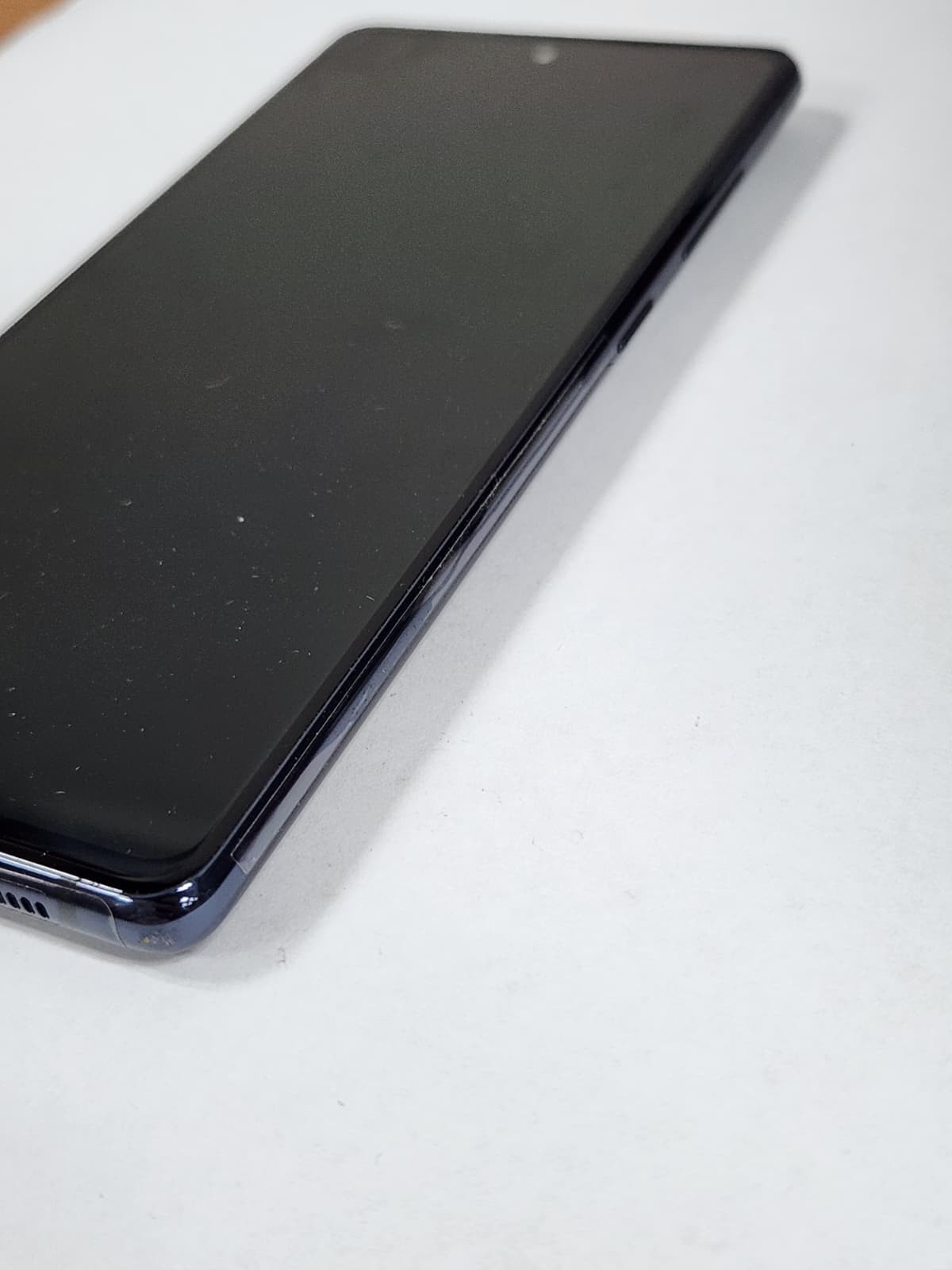 DEFECTIVE – Samsung Galaxy S20 FE 5G – 128GB Cloud Navy – GSM Unlocked – 10568