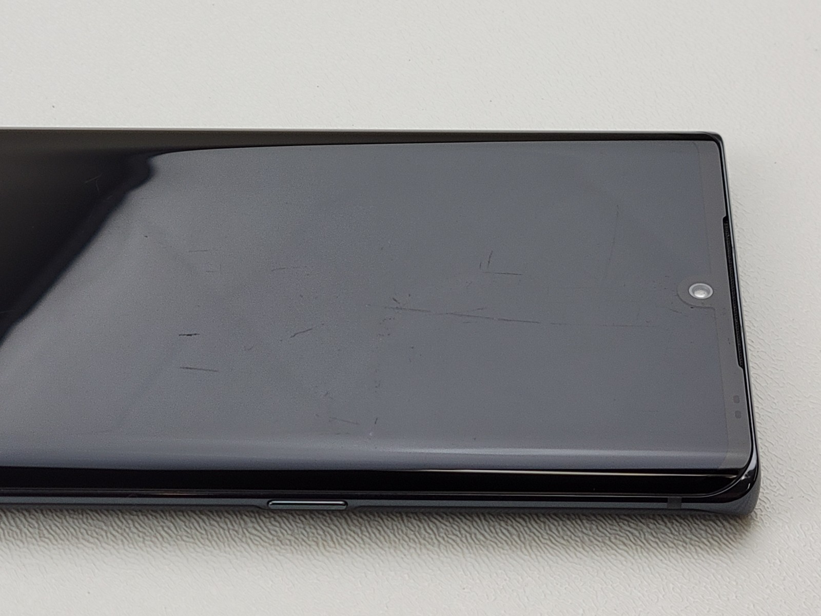 LG Velvet 5G (LM-G900VM) 128GB – Gray (Verizon) (UNLOCKED) Clean IMEI – H7657