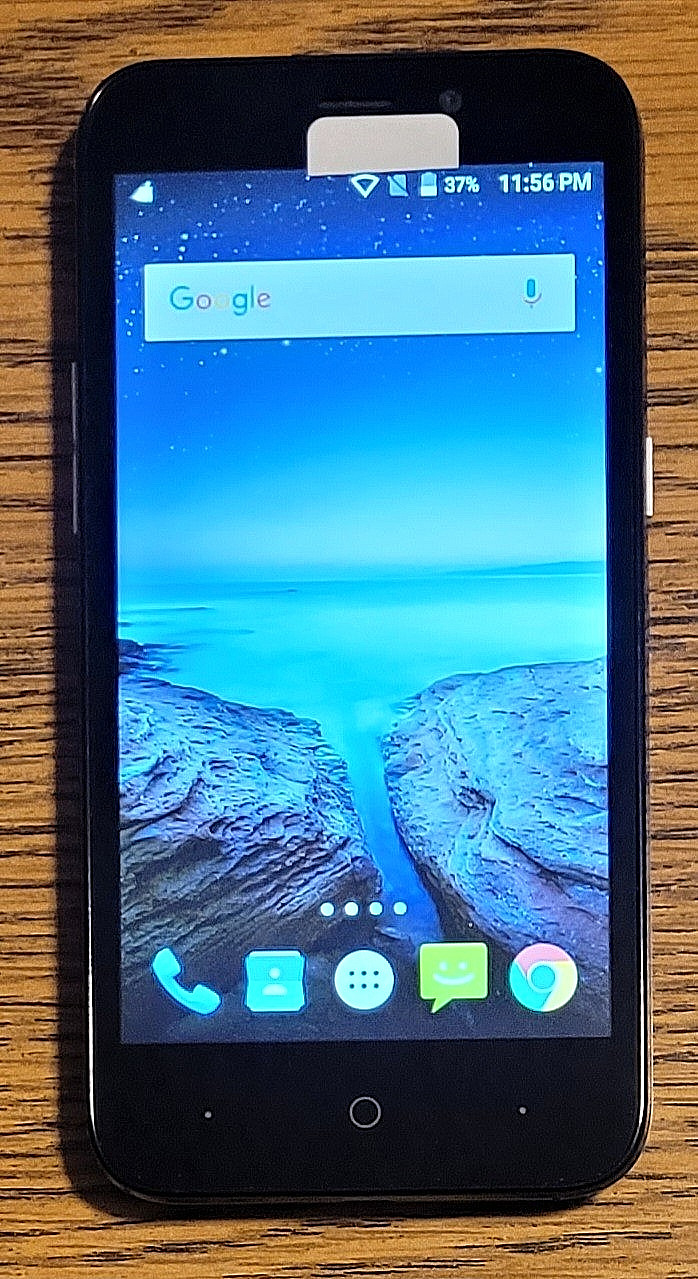 MetroPCS Avid Plus Z833 – Navy Blue and Black – 4G Android Smartphone – Bundled