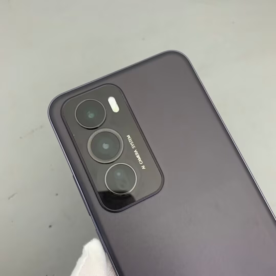 Oppo Reno12 Pro 5G 6.7″ 50MP Android 14 Google Mediatek Dimensity 7300 Energy
