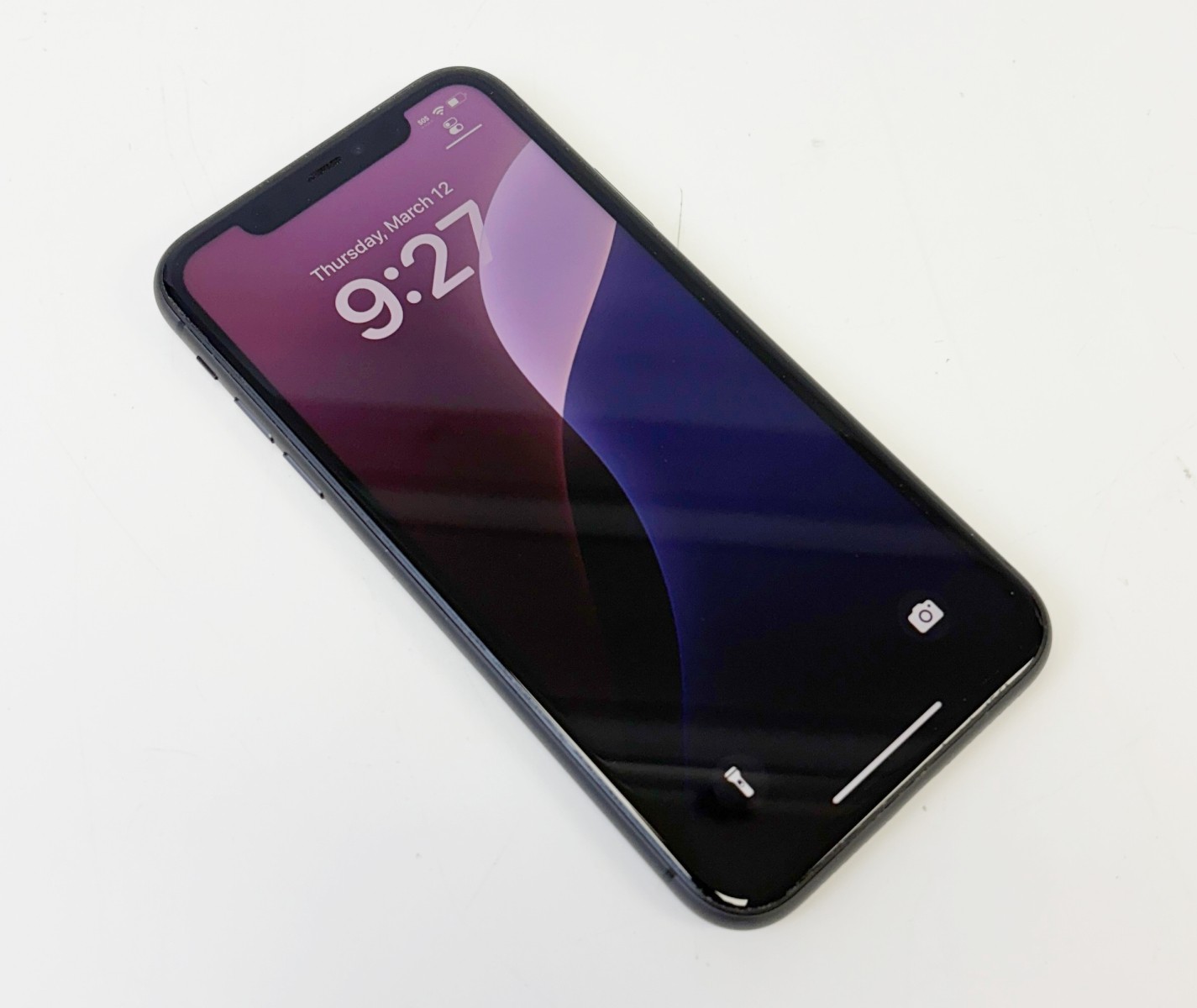 Unlocked Apple iPhone 11 64GB Black A2111 MWL72LL/A