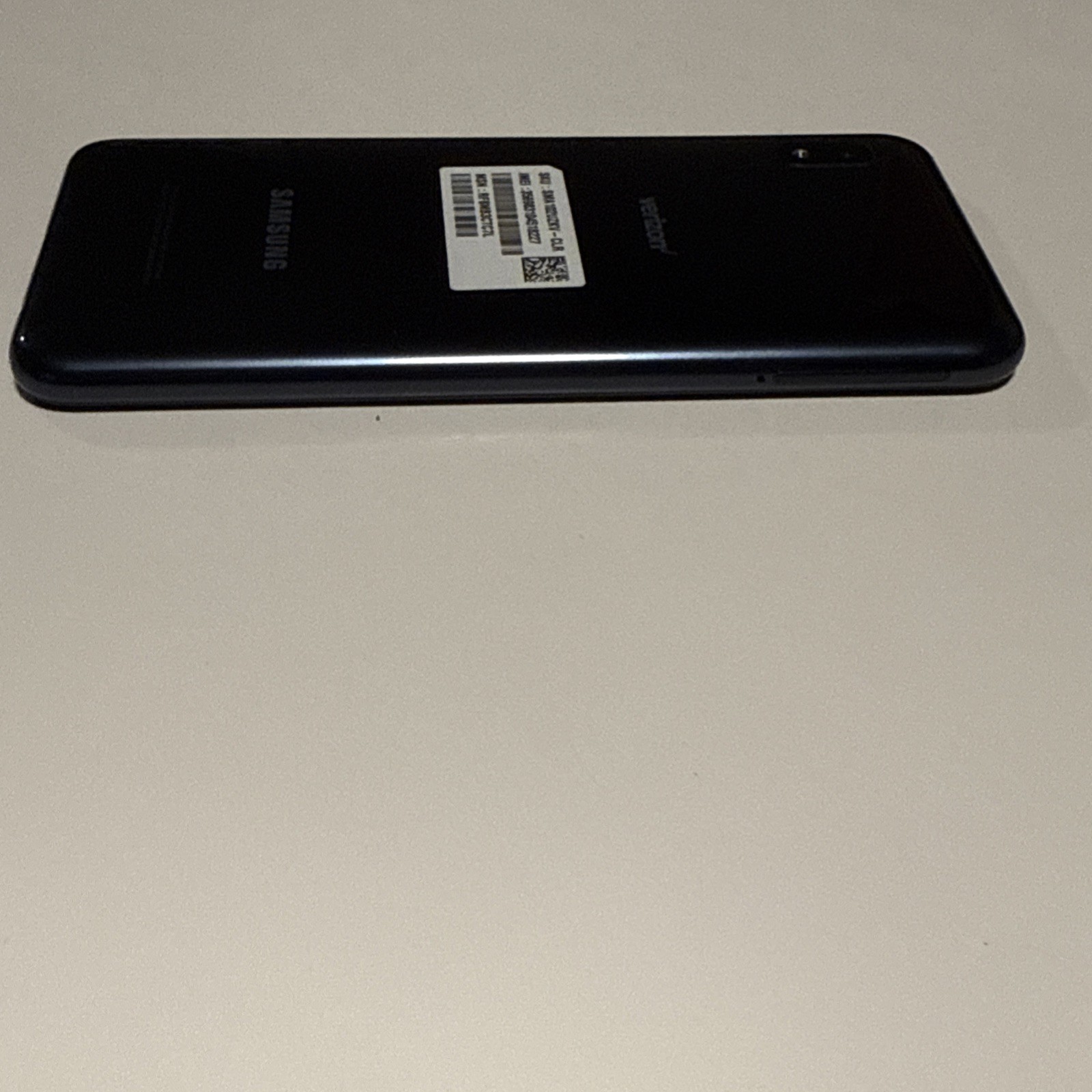 Samsung Galaxy A10e Black 32gb SM-A102U (Verizon / Unlocked) Mint Condition!