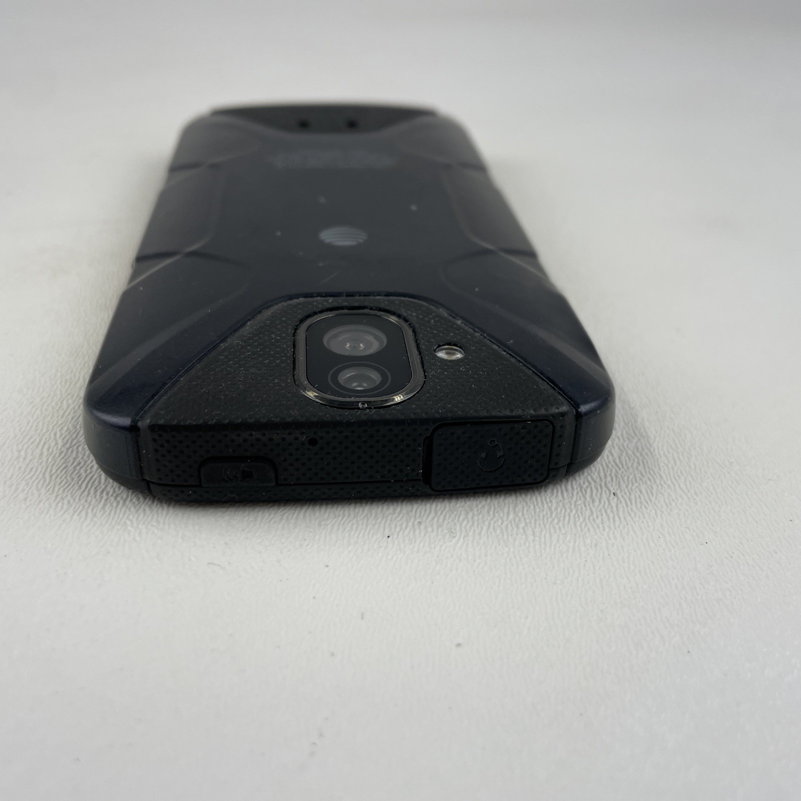 Kyocera DuraForce Pro E6820 – WiFi + 4G LTE (AT&T) – 32GB – Black