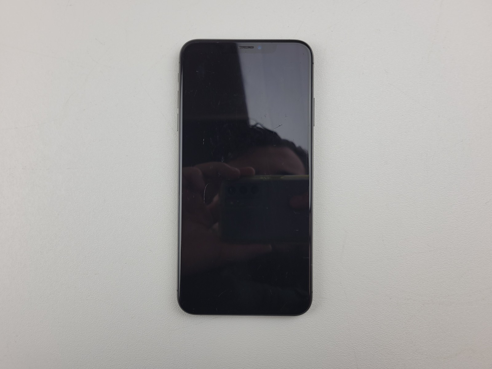 Apple iPhone XS Max (A1921) 64GB – Gray (AT&T) – *DAMAGED* – Clean IMEI – H4334