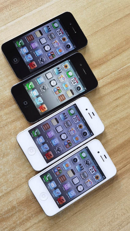 Apple iPhone 4 (Unlocked) 8GB 16 GB 32GB iOS 7 Black/White Smartphone Tested
