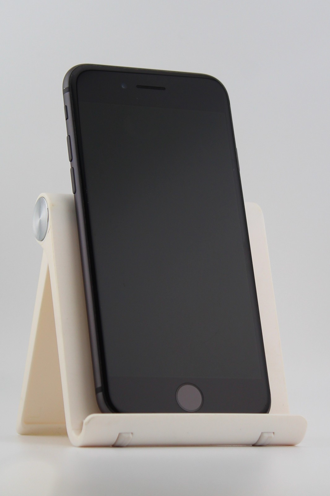 Good Condition – Apple iPhone 8 64GB Black (AT&T ONLY) – Free Shipping