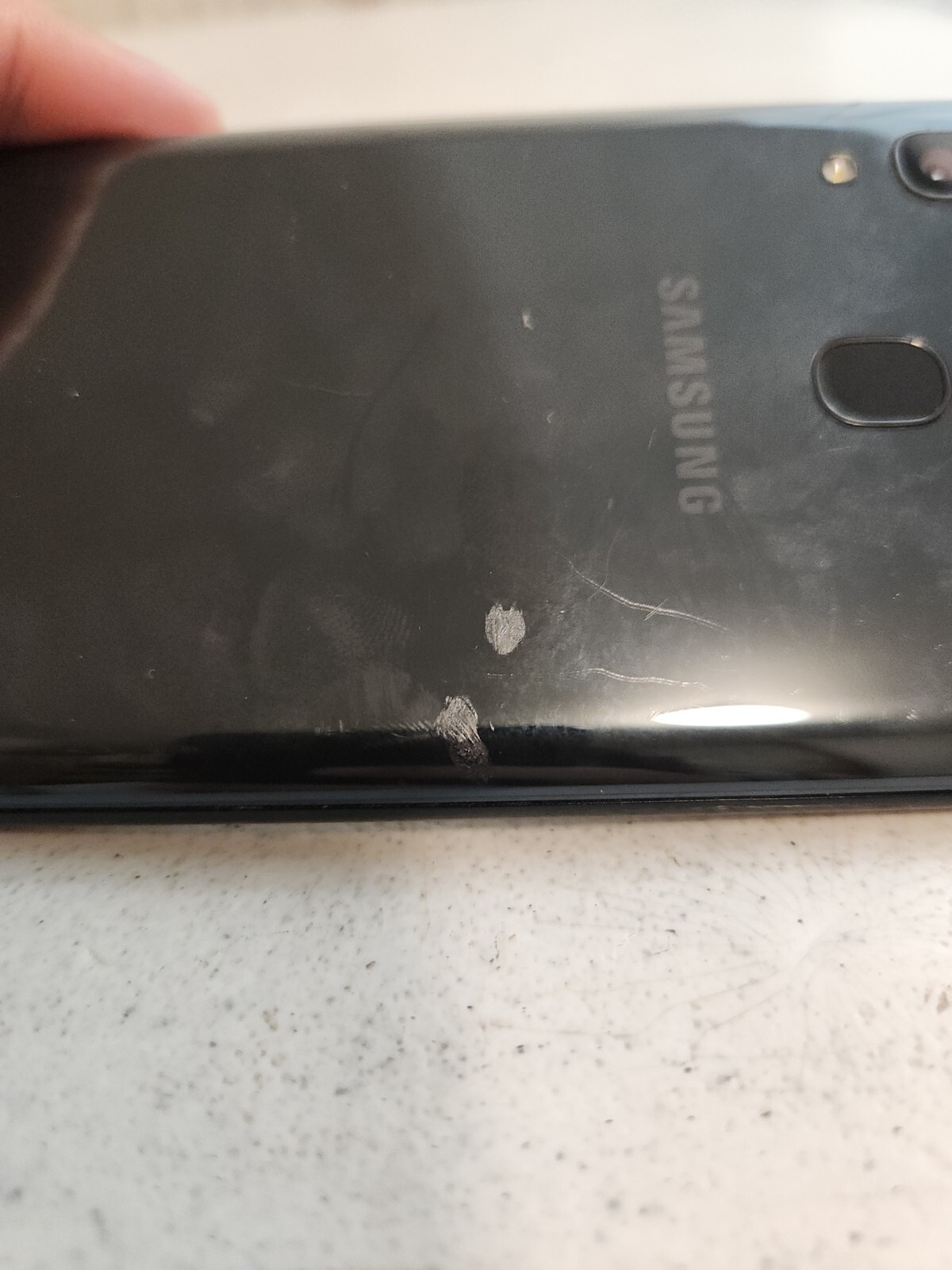 Samsung Galaxy A20 (SM-A205U) 32GB – Black (Boost Mobile) Screen Cracked!