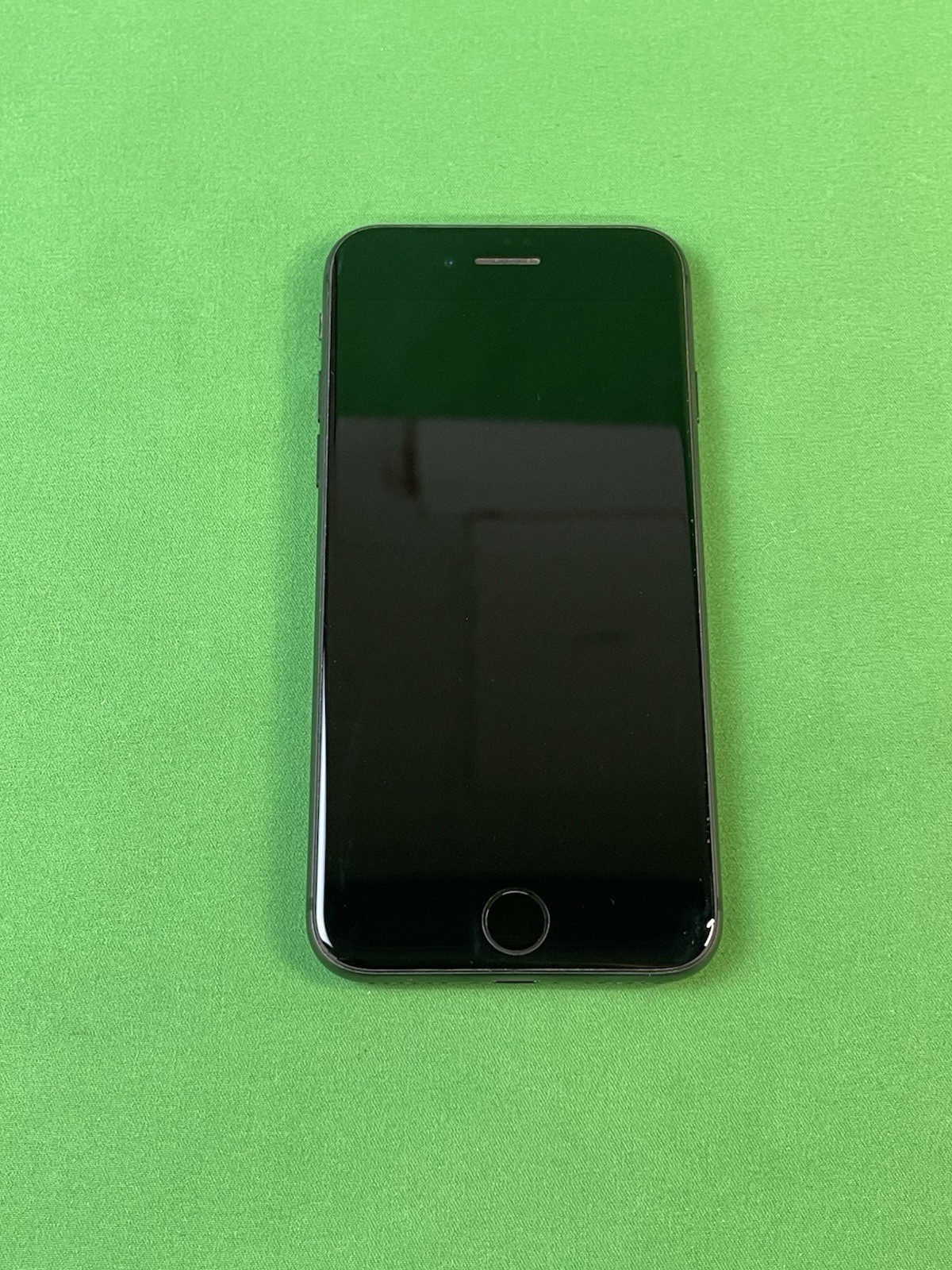 Apple iPhone 8 256GB (AT&T Only) Space Gray A1905 | 85% Battery Health
