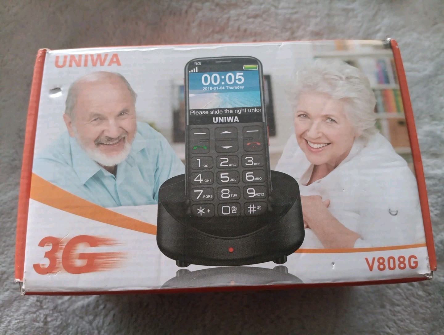 Uniwa 3gPhone for Senior Elder BIG KEY FONT LOUD RING. V808g