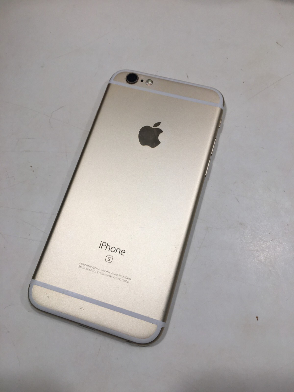 Apple iPhone 6s – 16GB – Rose Gold (Unlocked) A1688 (CDMA + GSM) With Cases