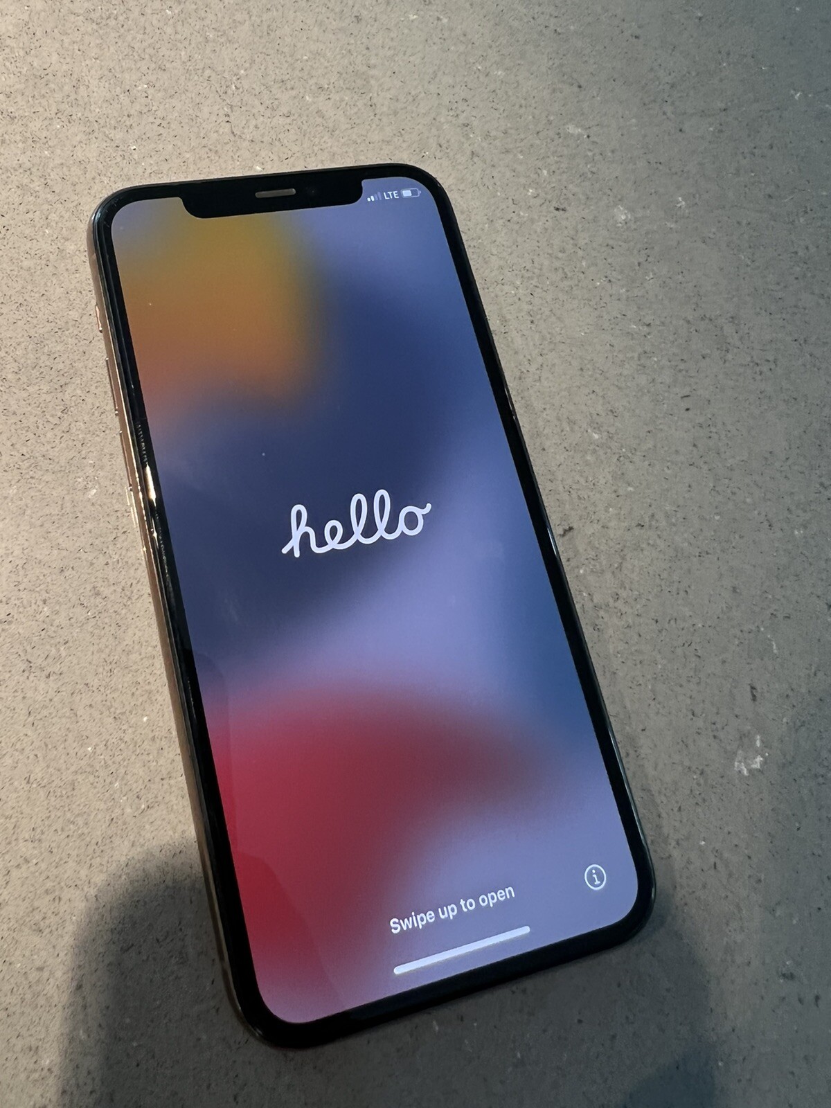 Apple iPhone 11 Pro – 64GB – Gold (Verizon) A2160 (CDMA + GSM)