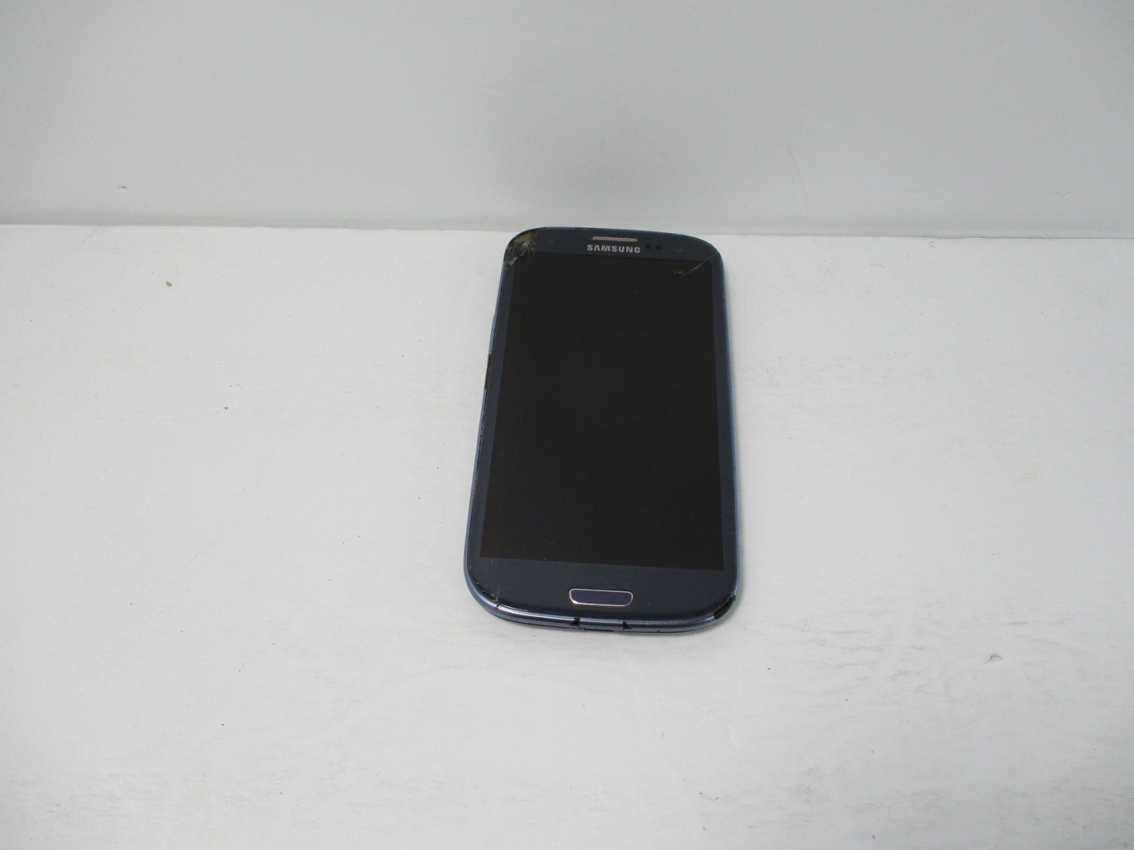 Samsung Galaxy S3 phone (Sprint) blue Cracked screen part only