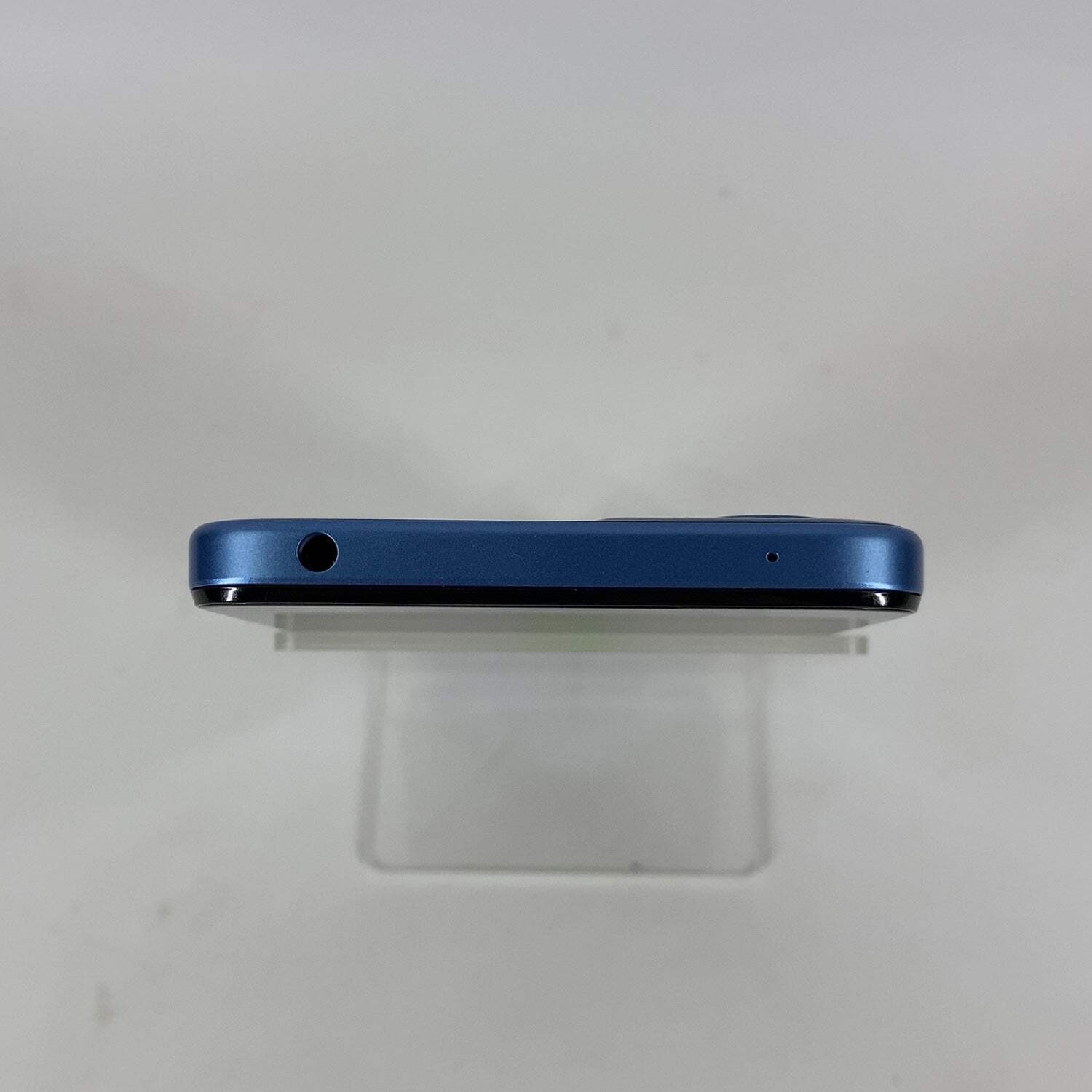 Xfinity Mobile Motorola Moto G Play (2024) 64GB 14 Sapphire Blue XT2413-2