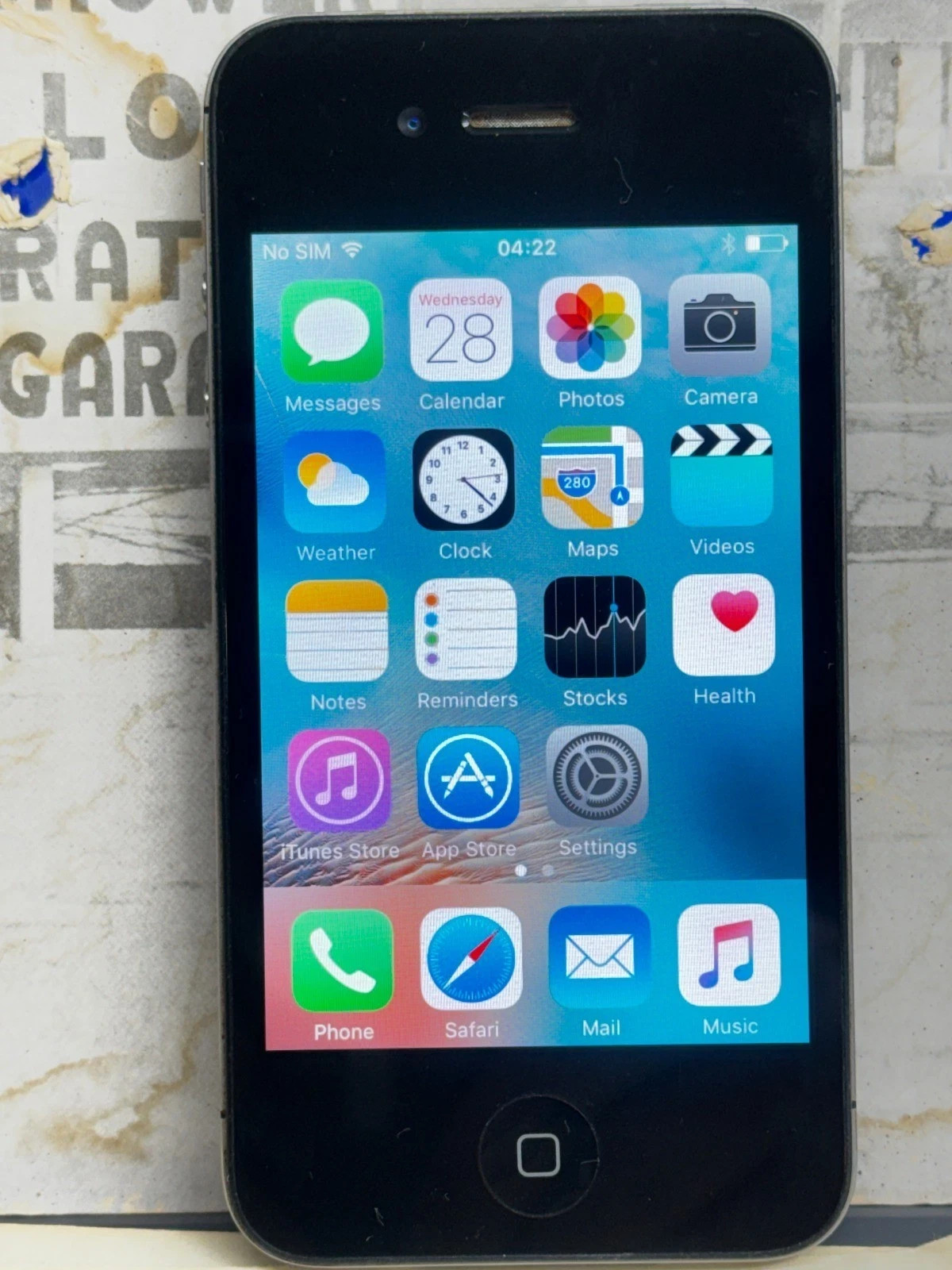 Apple iPhone 4s – 16 GB – Black (Unlocked) Factory Reset