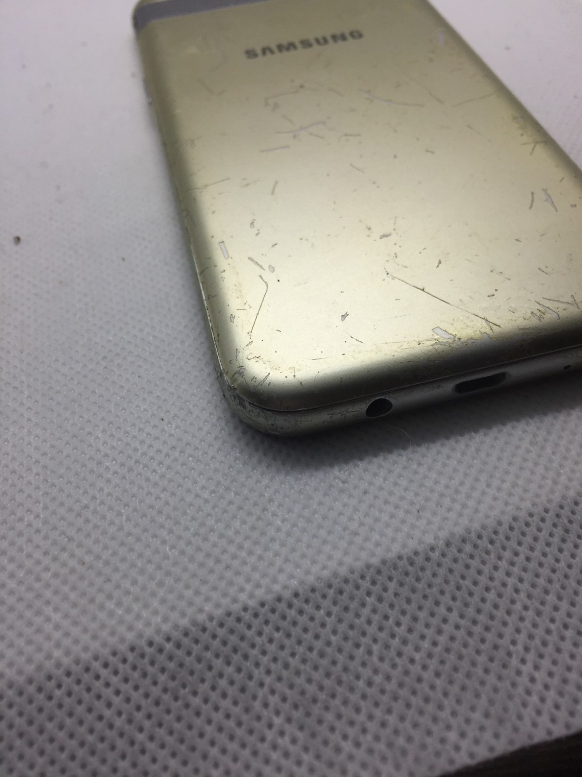 Samsung Galaxy J3 Emerge – 16 GB – Silver (Sprint) See pics