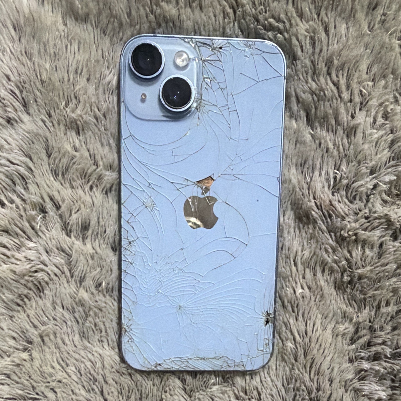 Apple iPhone 14 256GB Blue iOS 6.1in 12MP Smartphone Cracked Back