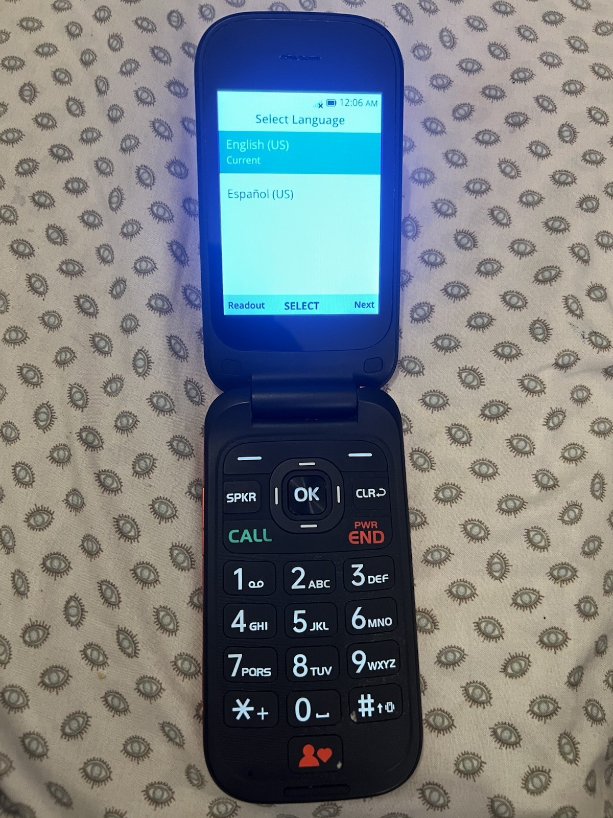 Iris Consumer Cellular eSim Flip Phone 8 Gig 5.0MP Camera 4G LTE