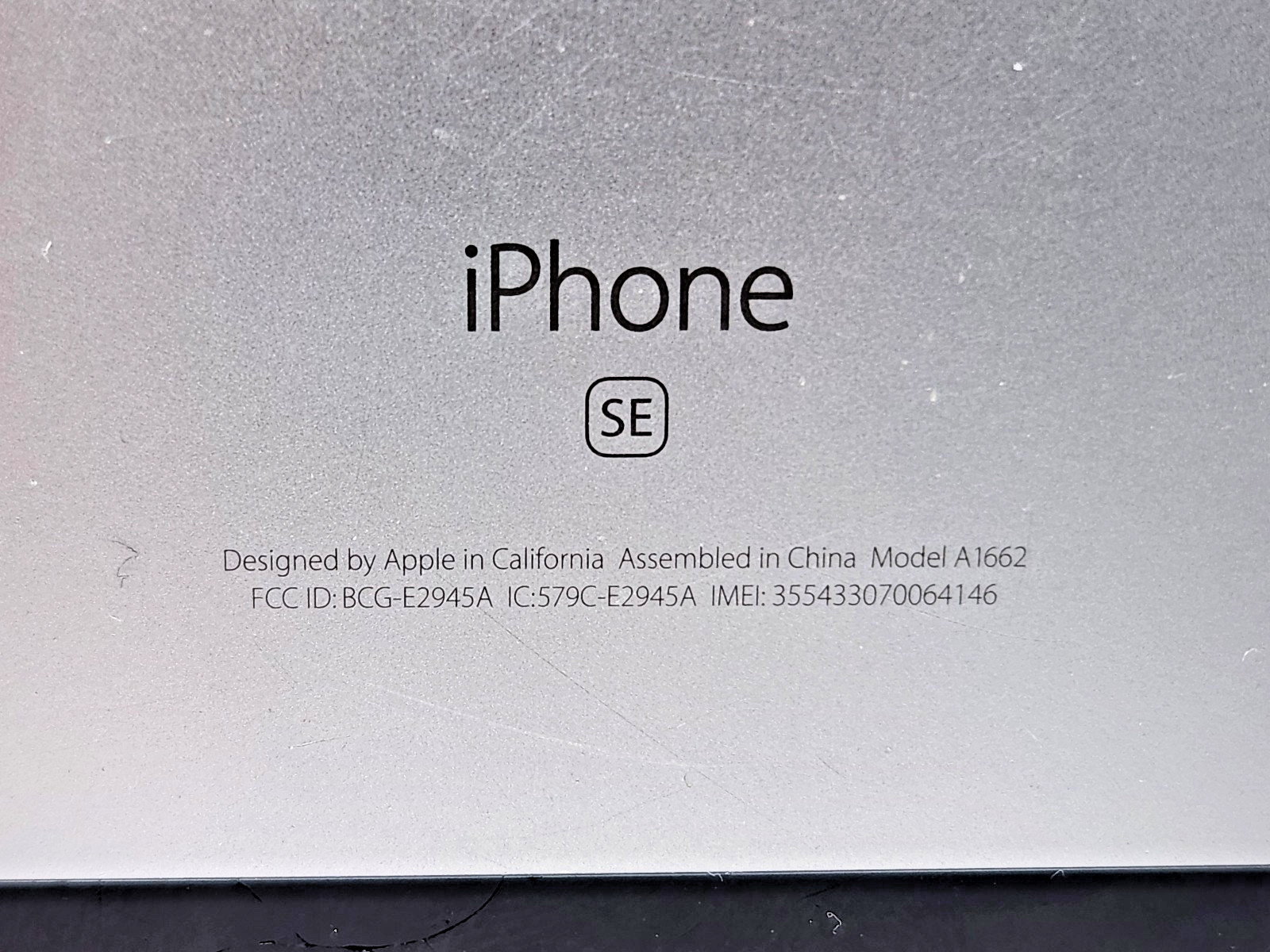 Apple iPhone SE A1662 16GB Wi-Fi + Cellular – Black/Gray *No AC/SIM*