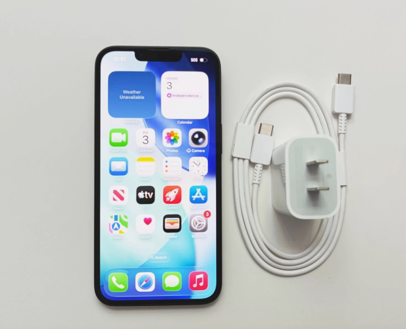 Apple iPhone 17e 256GB Black Factory Unlocked 5G A3575 Excellent Condition